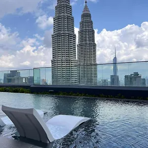 شقة Star Serviced Suite Klcc, كوالالمبور